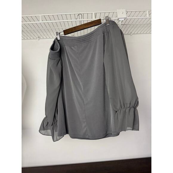 Torrid Off the Shoulder Blouse Size 3X Gray, Flowy NWT - Picture 8 of 11